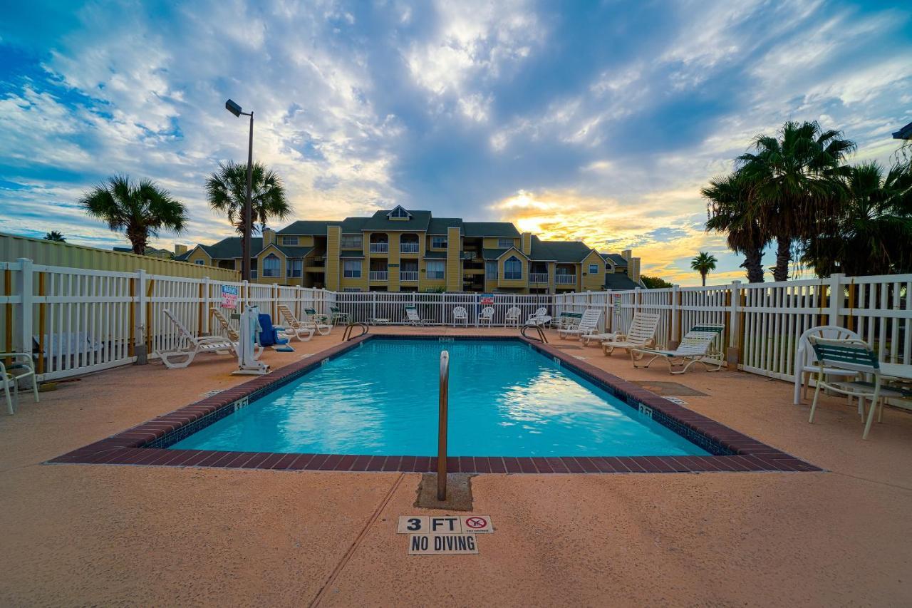 Island Inn By Oyo Galveston Beach, Tx Buitenkant foto